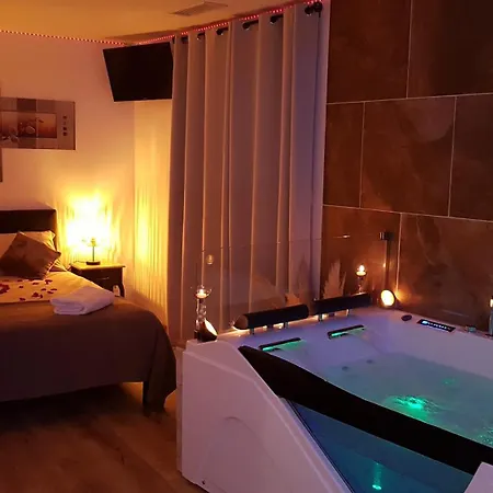 住宿加早餐酒店 Jaccuzi Puisserguier