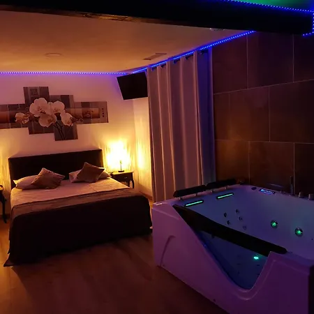 Jaccuzi ベッド・アンド・ブレックファスト 3*